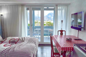 Lake apartment by Interlaken